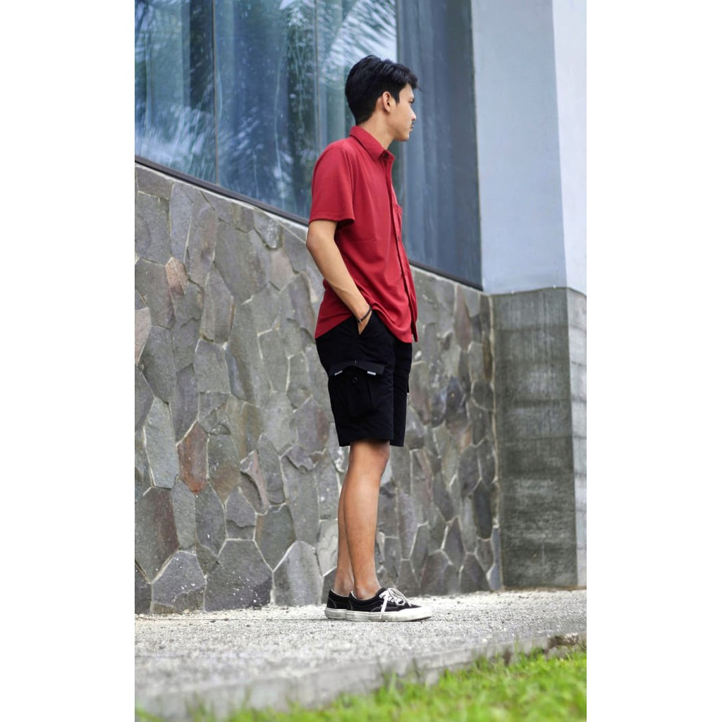 Kemeja Kasual Pique SS - MARUN | Kemeja Pria Lengan Pendek Katun Pique