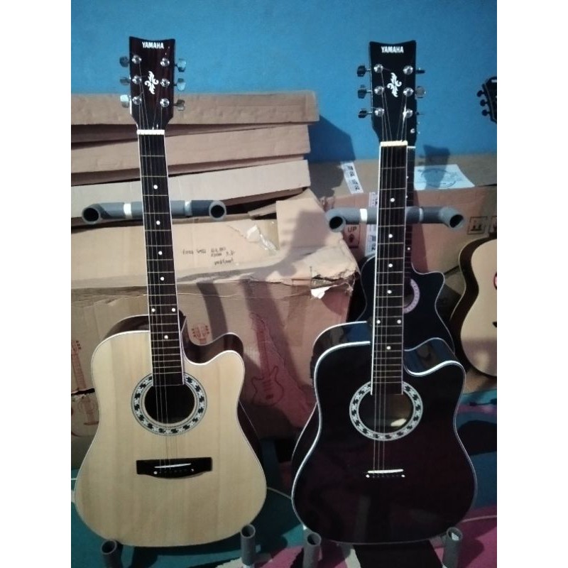 gitar akustik elektrik merk Yamaha F310 custom