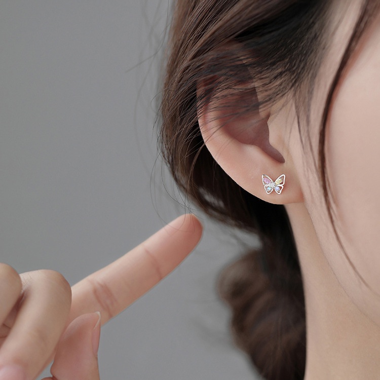 Anting Stud Desain Kupu-Kupu Bahan S925 Silver Gaya Minimalis Untuk Wanita