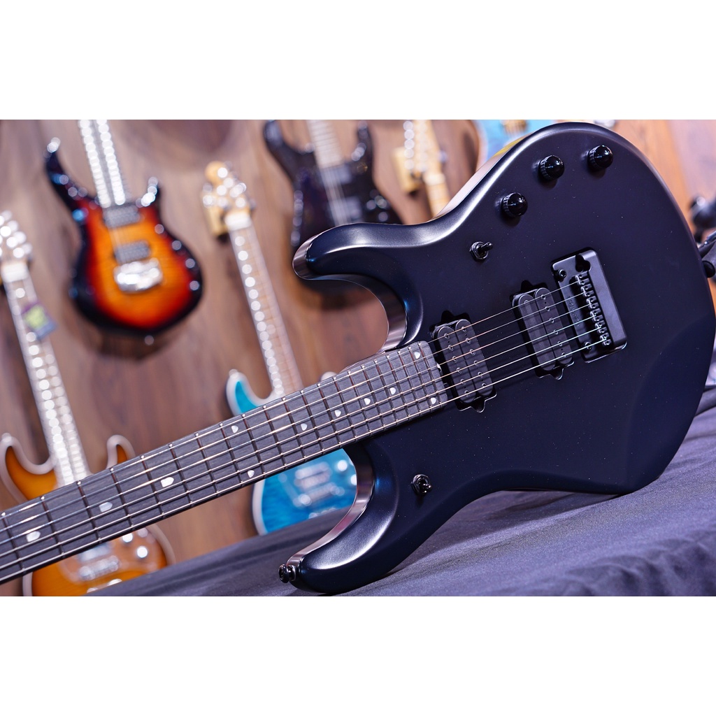 Ernie Ball Music Man John Petrucci 6 - Stealth Black G92609