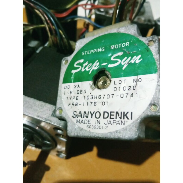 SANYO DENKI 103H6707-0741 (3A)Motor stepper cnc mantap