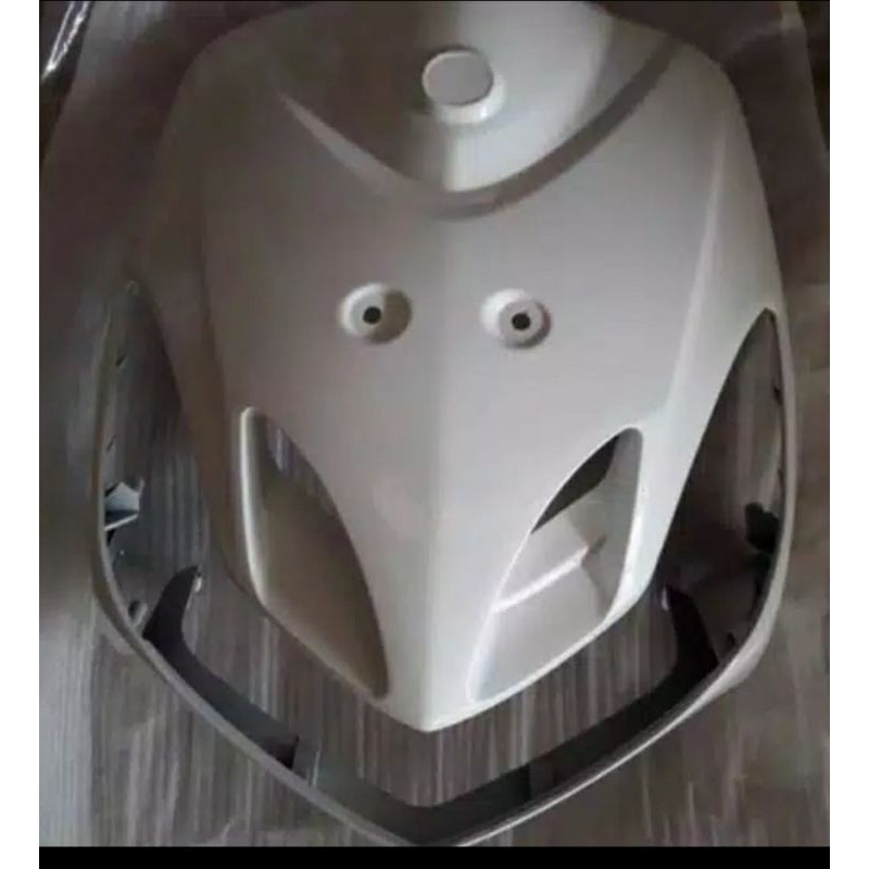 Tameng depan mio smile putih pth