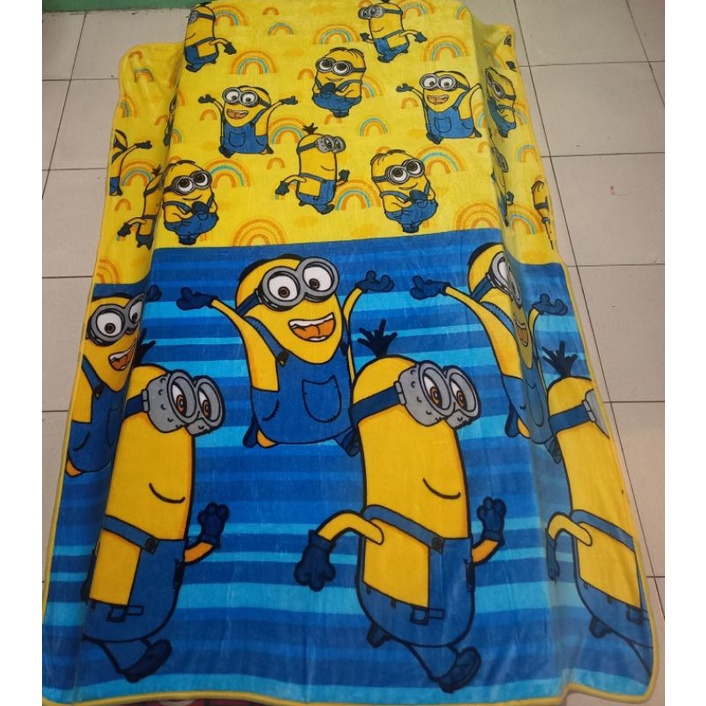 Selimut Lady Rose / Blanket LadyRose uk.160x200 motif bunga - motif karakter anak (defect)