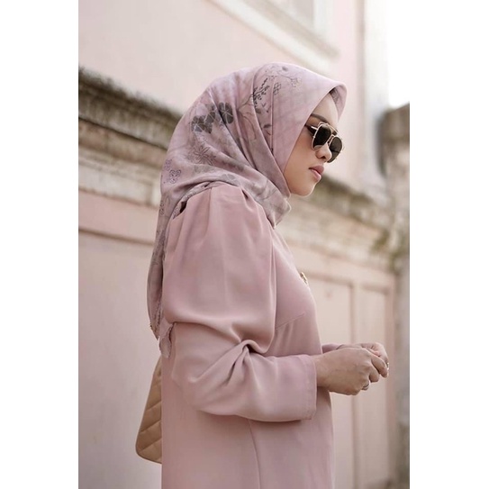 Buttonscarves preloved Sofya Kofte