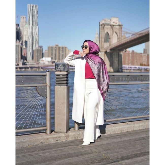 buttonscarves new york reborn in chelsea