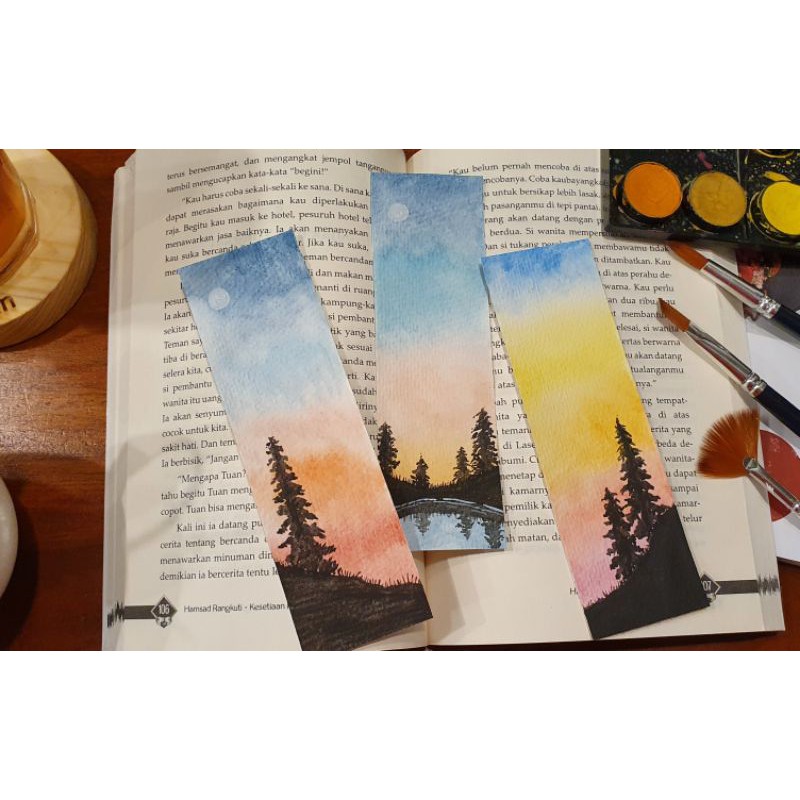 

Pembata buku/bookmark (isi 3): Silhouette series