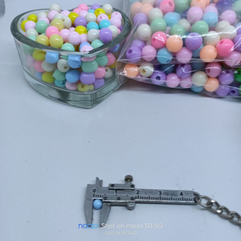 1 pon manik mote susu 3 ukuran 4,6&8 mm