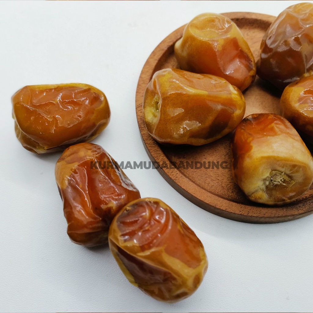 

KURMA SUKARI 250 Gram / KURMA RAJA SUKKARI AL QASSIM PREMIUM / Kurma Sukari Premium 250 Gr