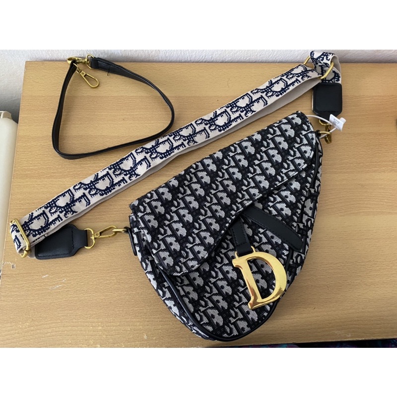 TAS CHRISTIAN DIOR/TAS SELEMPANG CHRISTIAN DIOR