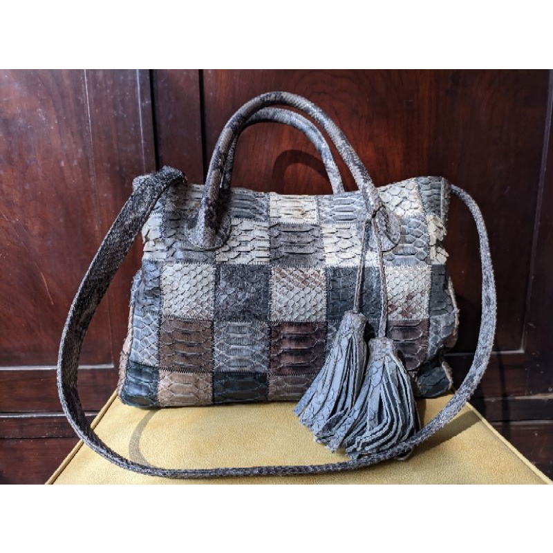 Tas wanita handmade kulit ular asli
