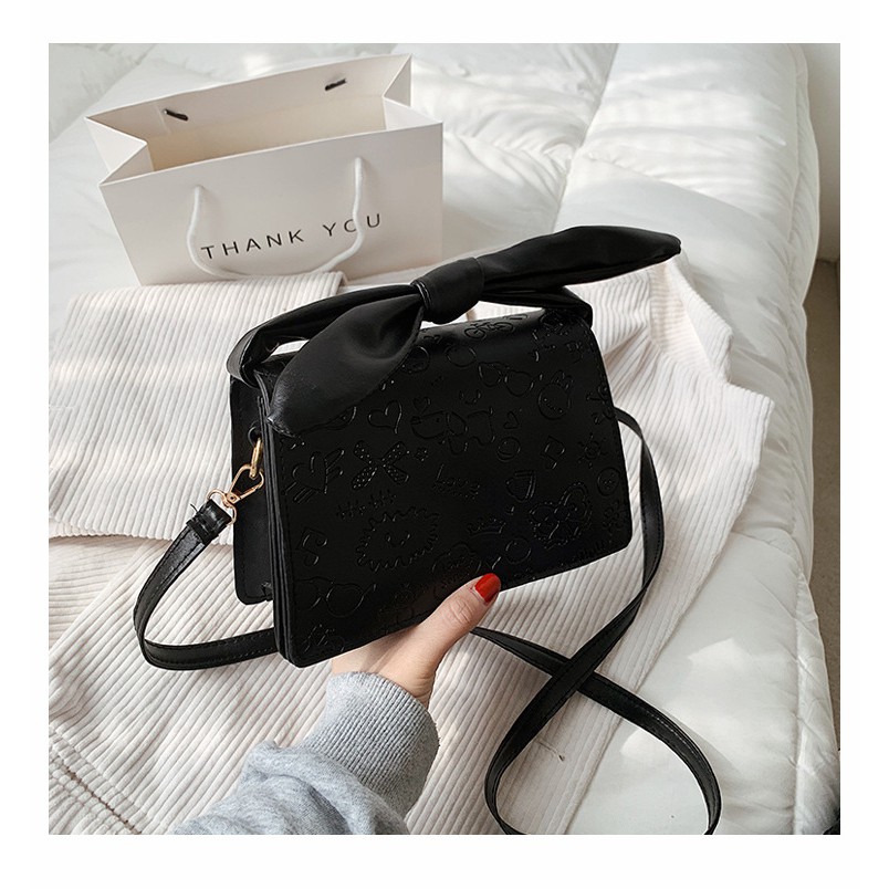 Tas Selempang Fashion Wanita Bahan Kulit PU Motif Kartun Dengan Pita Style Korea Tas Bahu Shoulder Bag Hand Bag Wanita Cewek Fashion Elegan Simple Model Terbaru Kulit korea tas selempang wanita kekinian Azgalery T217