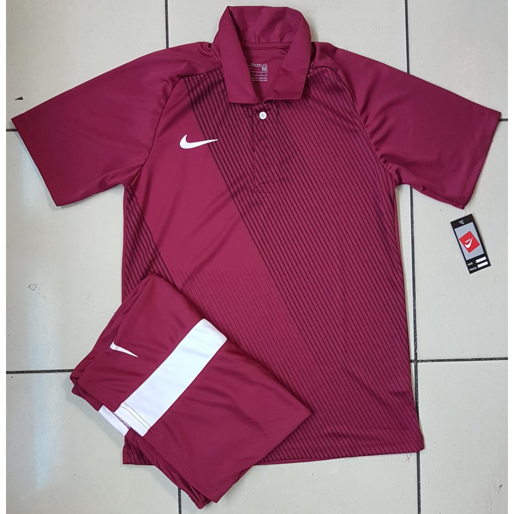 SETELAN FUTSAL DEWASA NIKE DRI-FIT KERAH KANCING JERSEY TIM SEPAK BOLA MERAH MAROON M-XL [KNK-102]