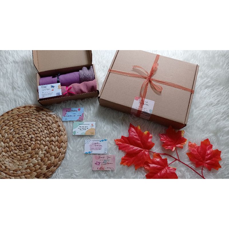 

GIFT BOX HAMPERS HADIAH