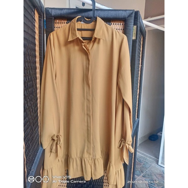 Preloved Blouse Zysku Xena