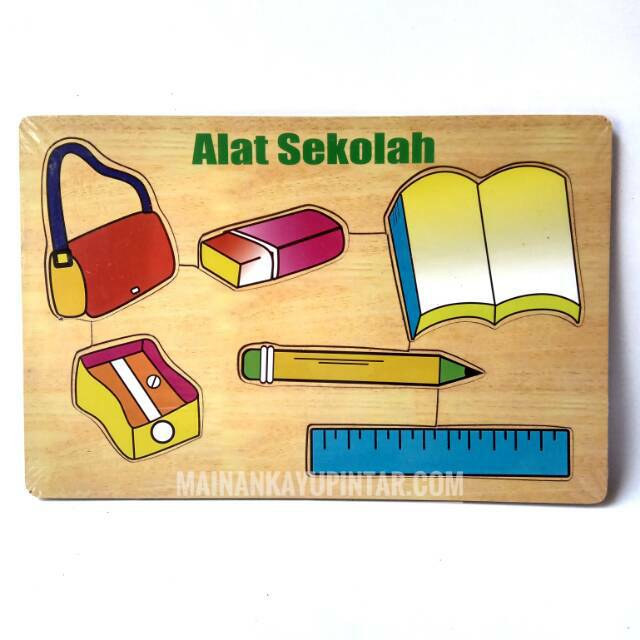 Puzzle Kayu Alat Sekolah