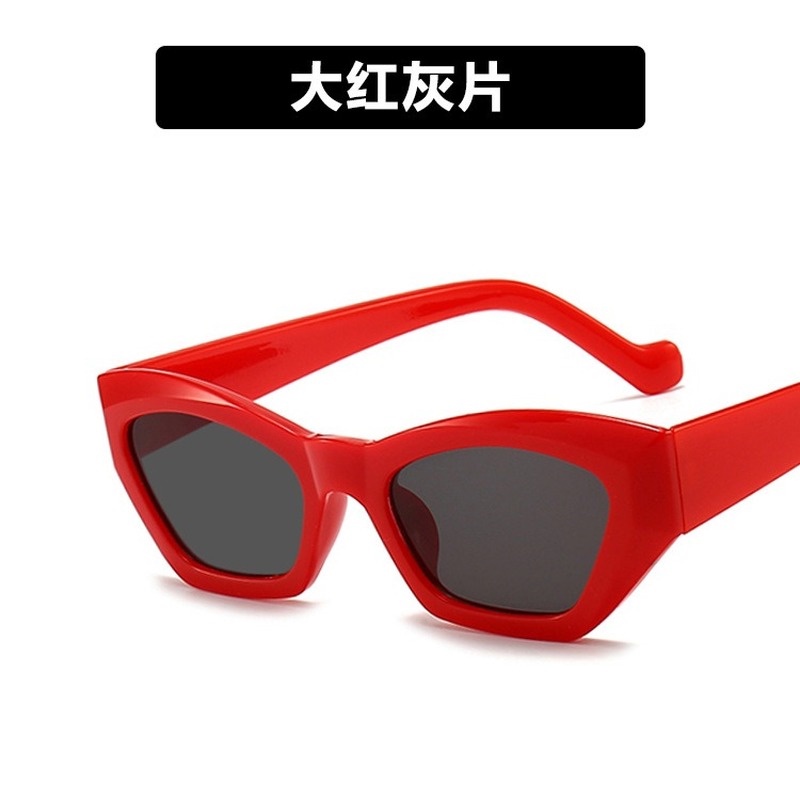 (YUZHU) COD Kacamata Hitam Retro Gaya Wanita/Pira Kaca Mata Kucing Korea Fashion Gaya Cewek Sunglasses