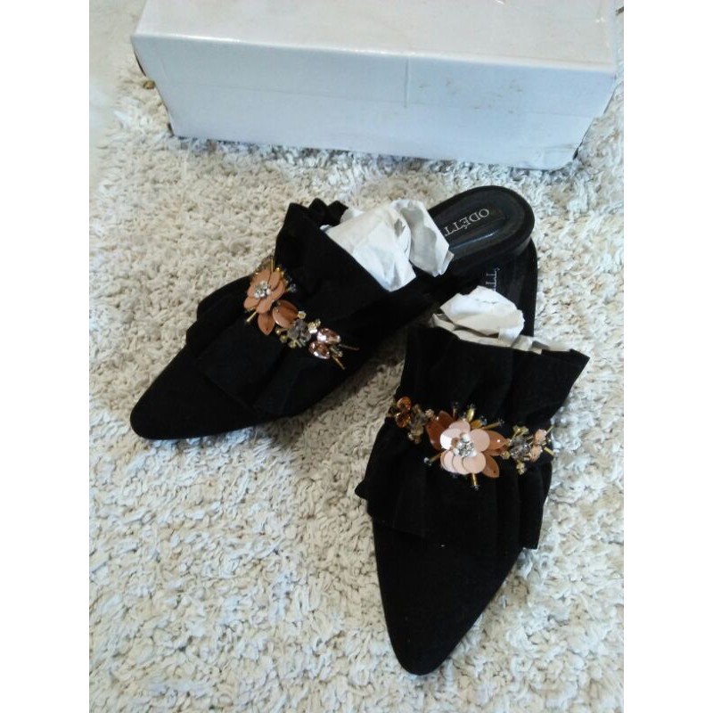 Pvra Look A Like Size 38