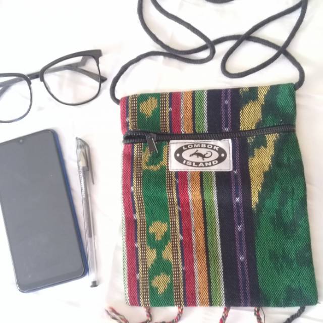 Tas Lombok | tas selempang lombok mini