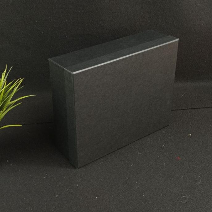 

Sale!!! Hardbox - Box Corporate Gift- Box Hampers Ukuran 26 Cm X 26 Cm X 10 Cm - Paling Diminati