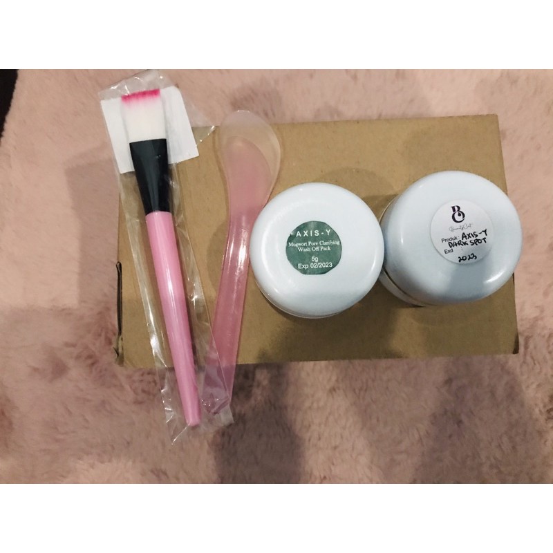 PAKET HEMAT AXIS-Y MUGWORT & AXIS-Y DARK SPOT FREE SPATULA & KUAS