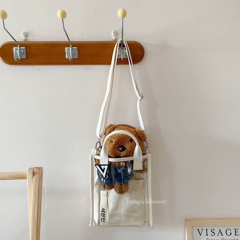 (free keychain &amp; pin) Minnie Bag Jungie PVC Bag korea kpop konser