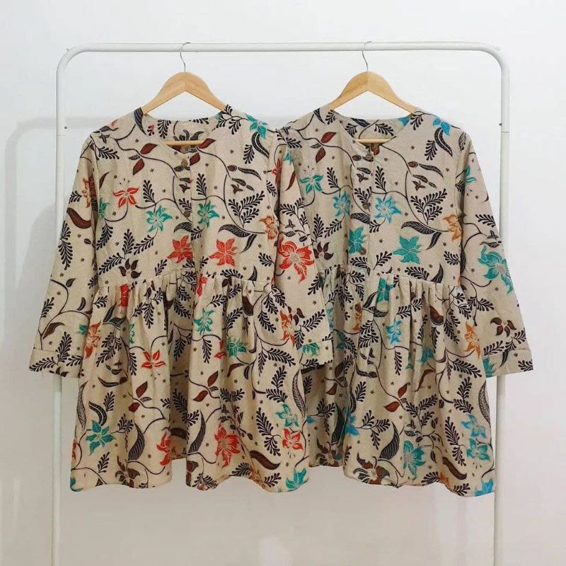 BLOUSE BATIK PEPLUM