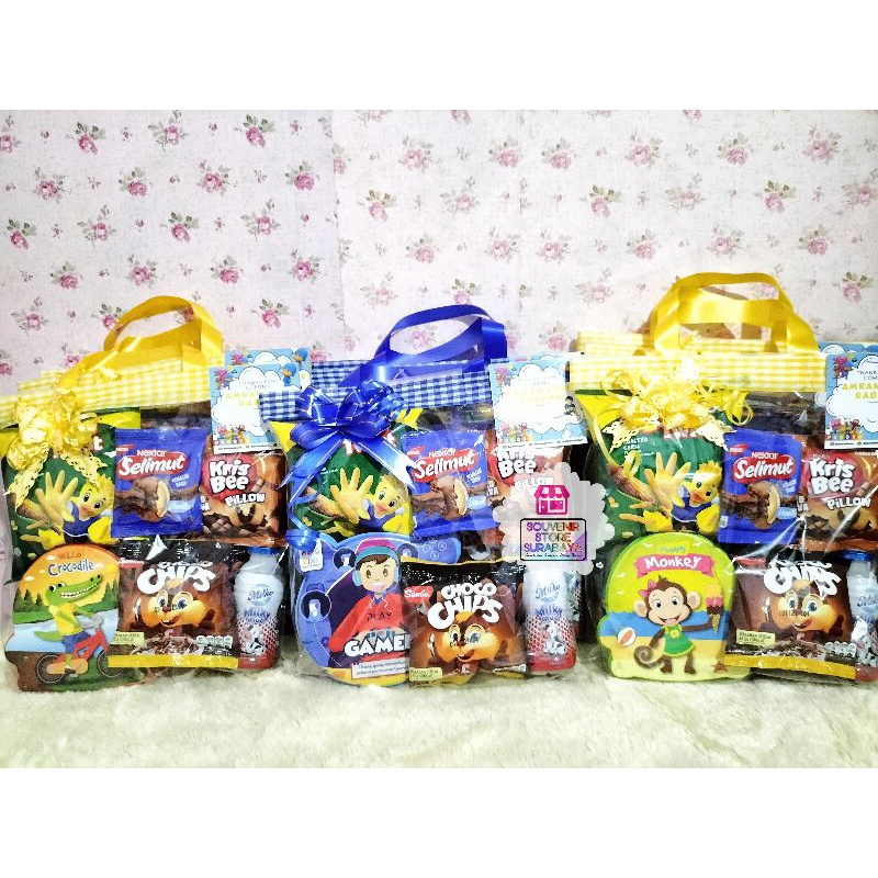 Paket souvenir lunch box / bingkisan souvenir tepak makan + snack