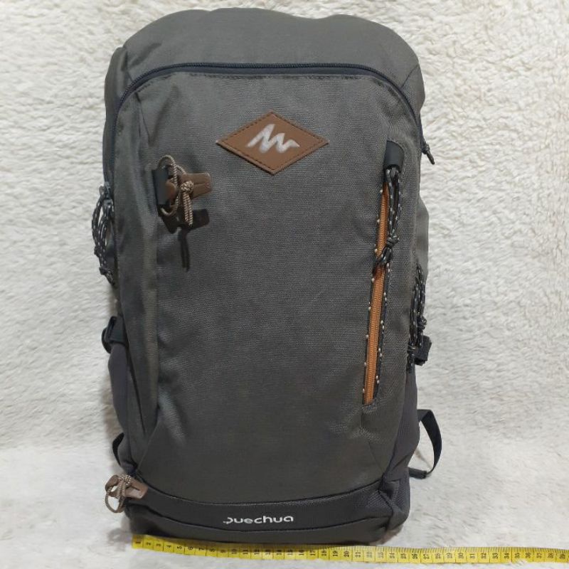 Tas Ransel Second / Preloved / QUECHUA 20L Abu Abu Cokelat / Bekas