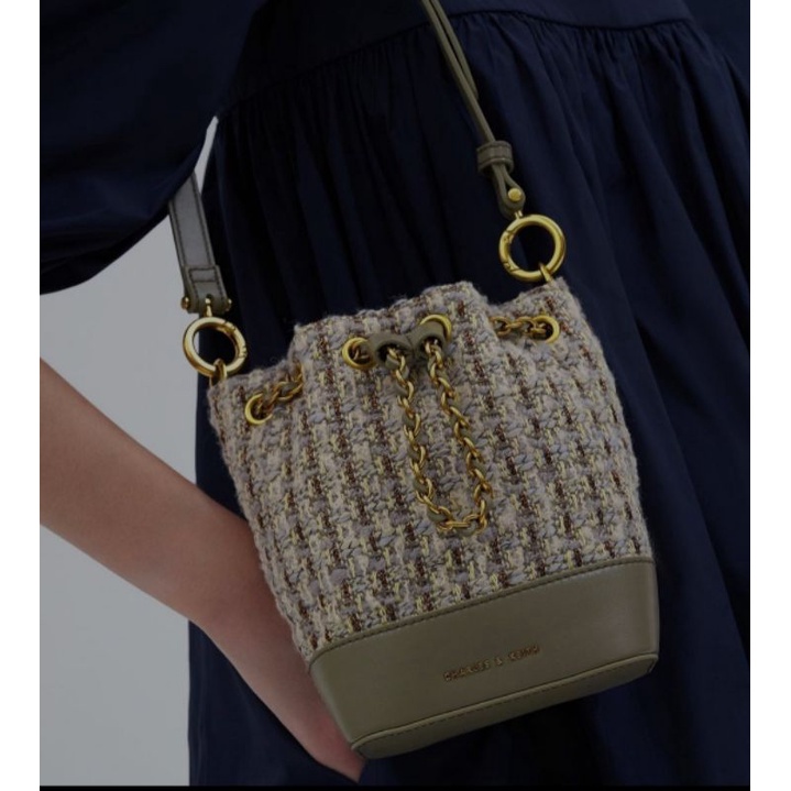Tweed Bucket bag CnK sage green