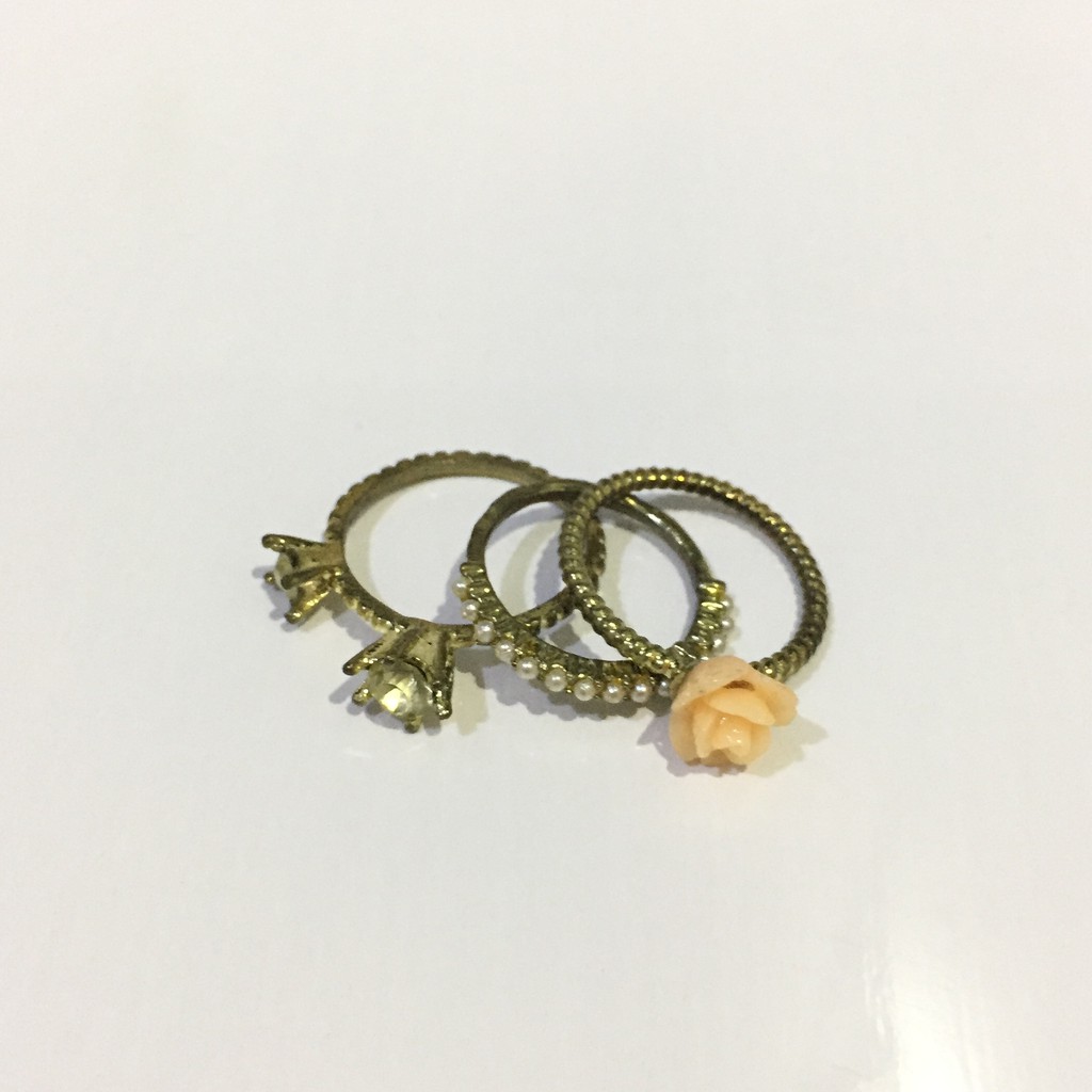 Cincin vintage bunga