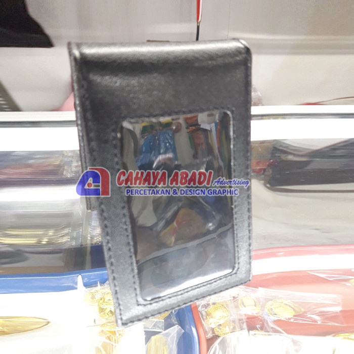 

Sale!!! Casing/Holder Id Card Magnet Kulit Doft Bagus