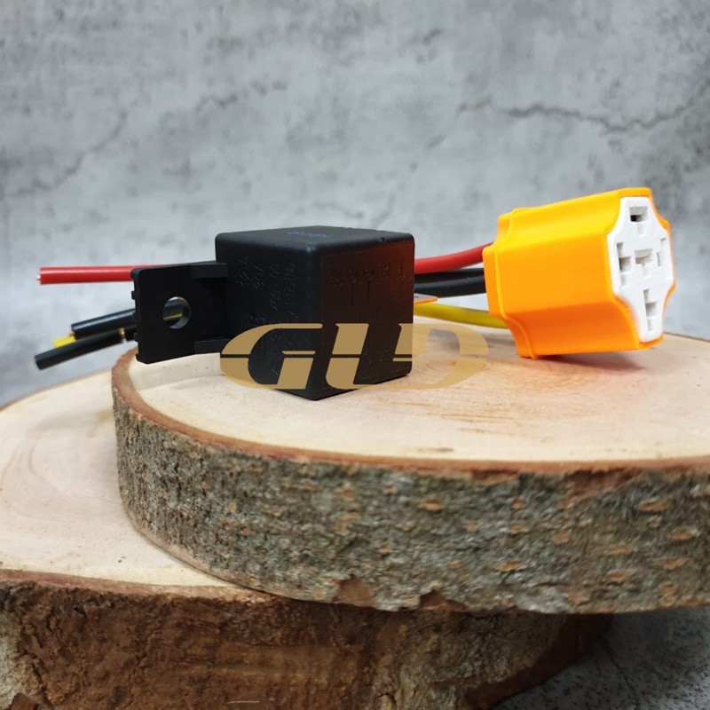 RELAY HELLA 12V 30A KAKI 4 + SOCKET RELAY CERAMIC