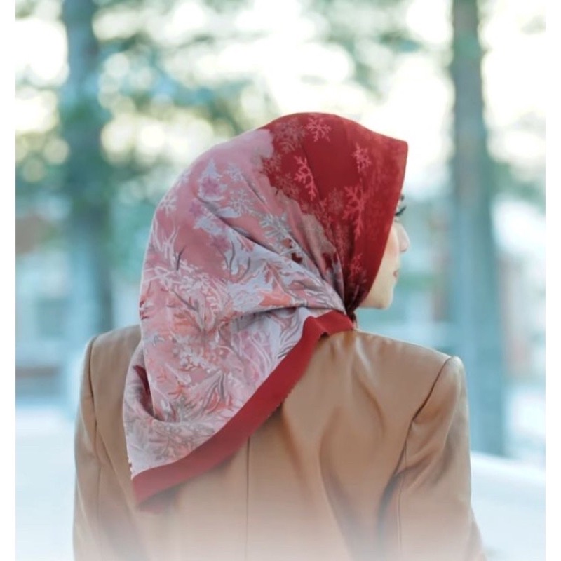 BUTTONSCARVES TEABERRY FROZEN