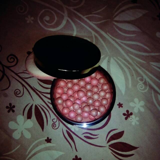 Preloved blush on giordani oriflame,Natural radiance