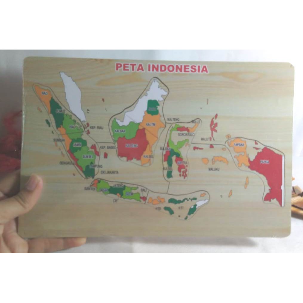 PUZZLE KAYU / MAINAN EDUKASI / PUZZLE GAMBAR PETA INDONESIA. RIENS COLLECTIONS