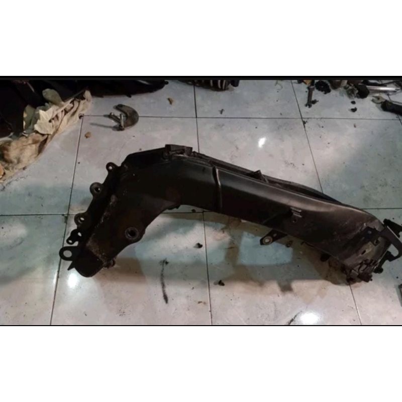 rangka depan xabre vixion r15