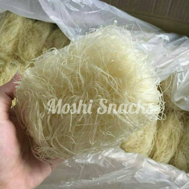 

Bihun Segitiga Bintang 1 Dus / Bihun Beras 4.2kg / Bihun Dus / Bihun Halus / Bihun 1 Bal