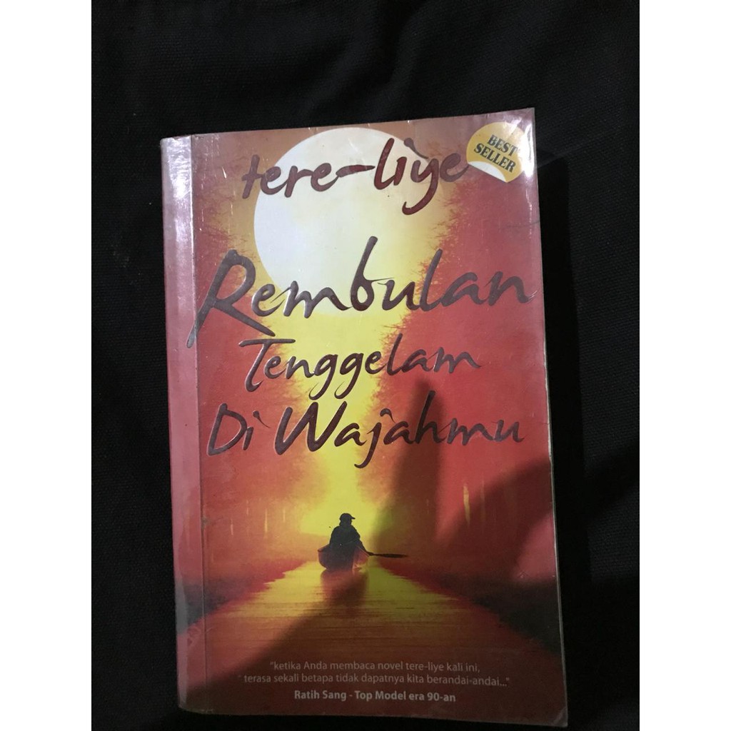 BUKU Rembulan tenggelam di wajahmu