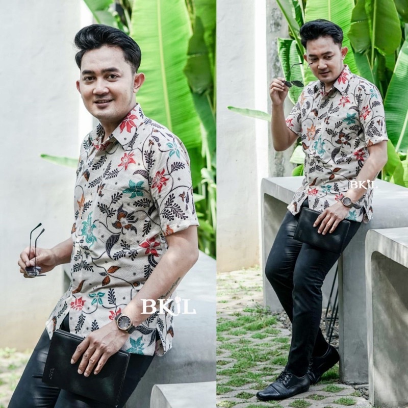 Nuku Batik - Kemeja Batik Lengan Pendek Motif Bunga Salju M L XL XXL