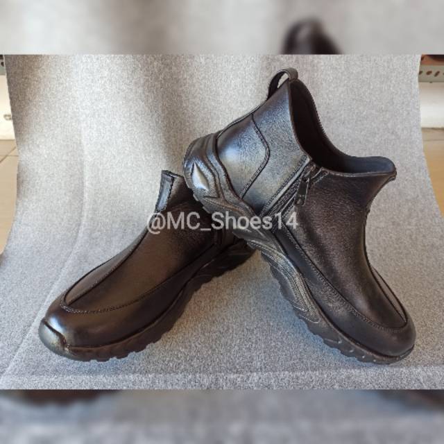 Sepatu Kulit Safety Sporty