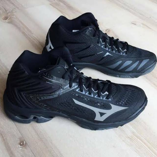 mizuno wlz 5 mid