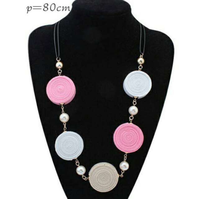 Kalung rantai panjang