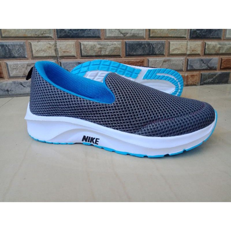 SEPATU FASHION SLIP ON WANITA/CEWEK/PROMO MURAH SIZE 36 37 38 39 402