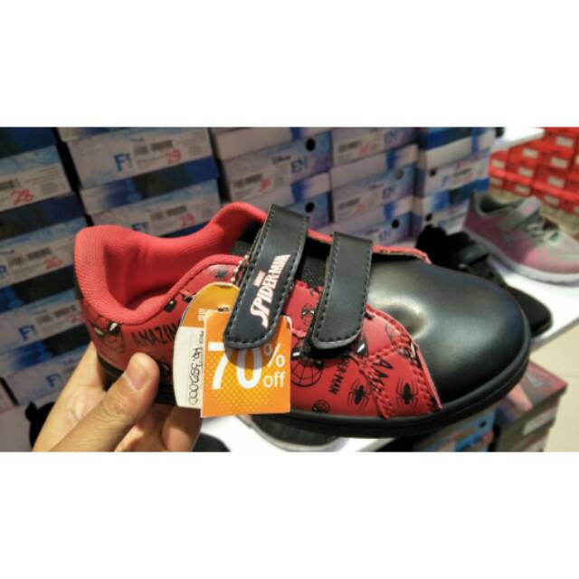 Sepatu anak marvel