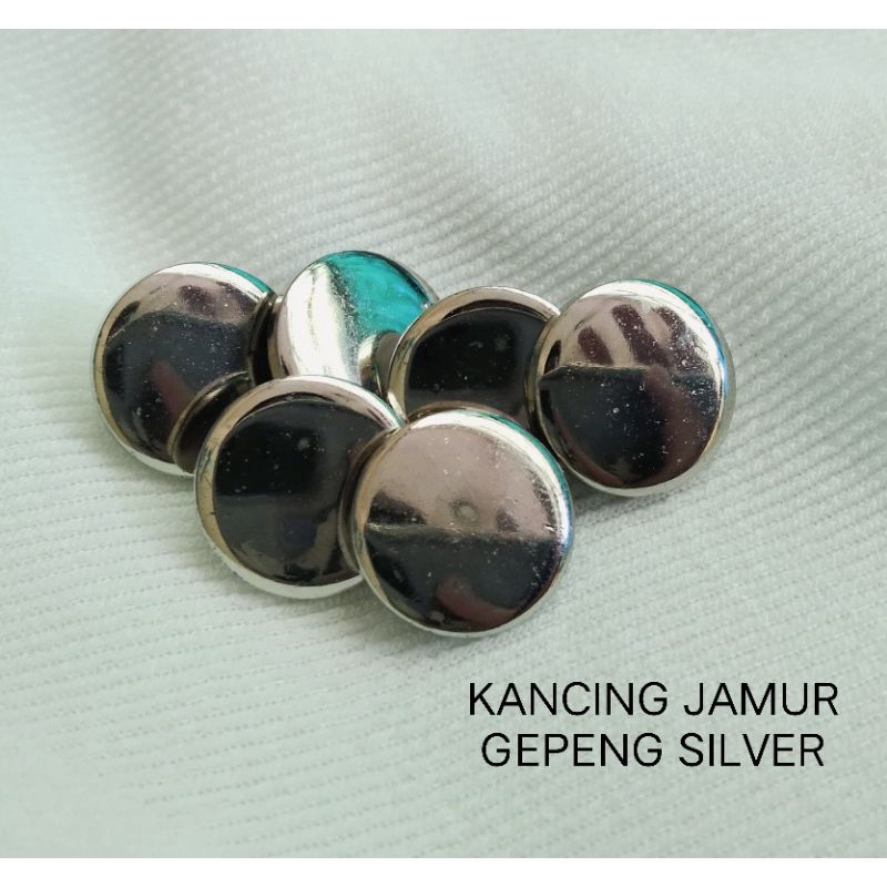 Kancing baju jamur gepeng emas dan silver/ukuran 8-20 mm/Perlusin