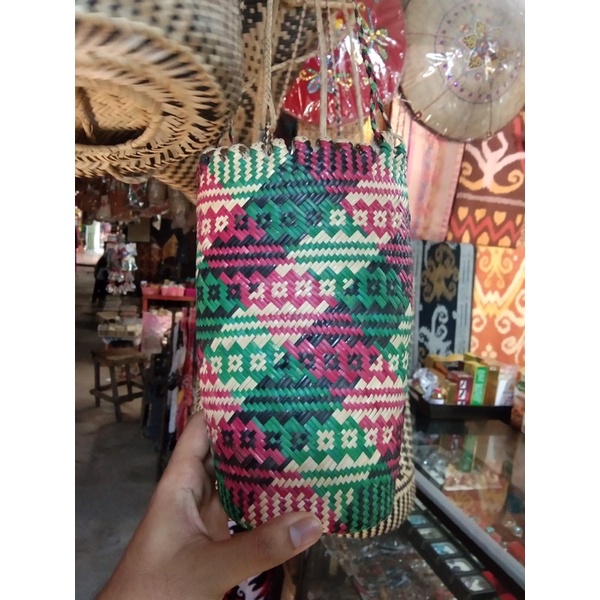 TAS ROTAN ANJAT SELEMPANG WARNA