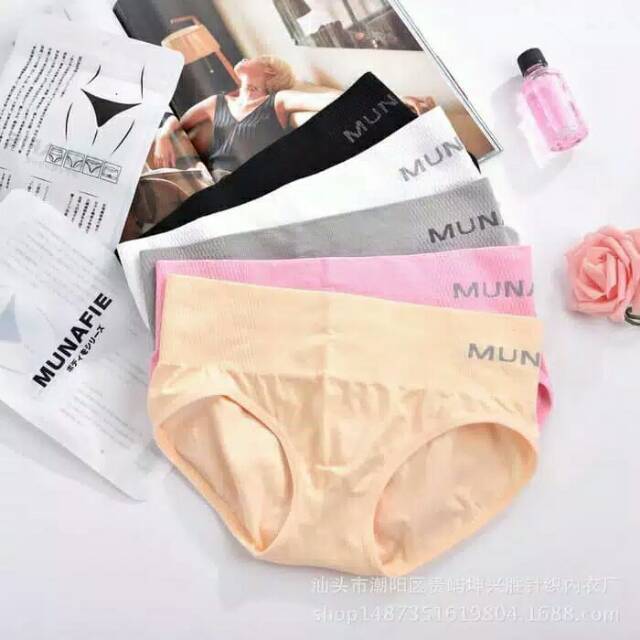 Celana dalam wanita munafie