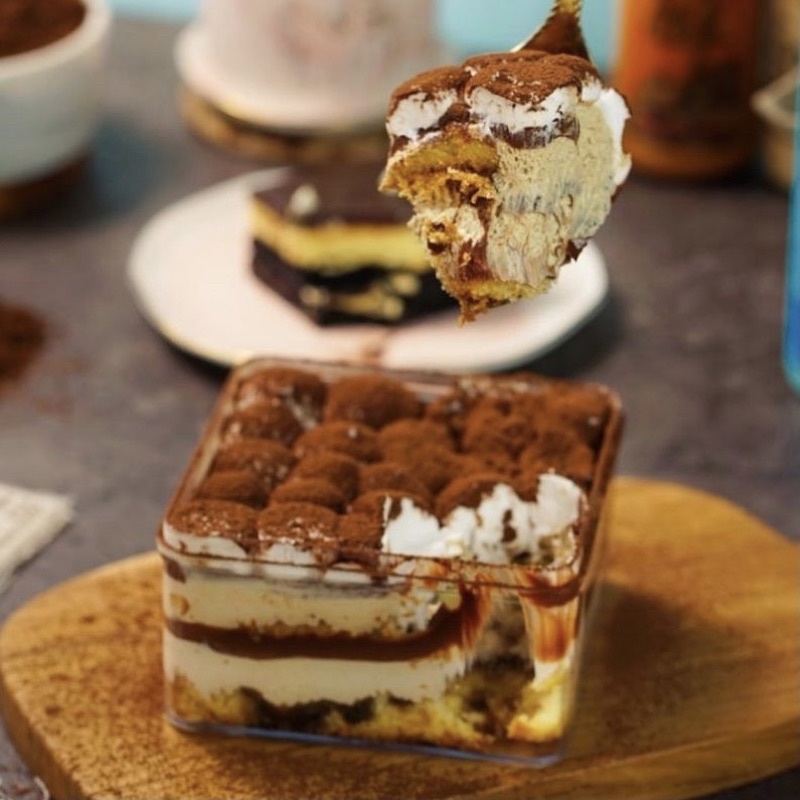 

Tiramisu Dessert Box