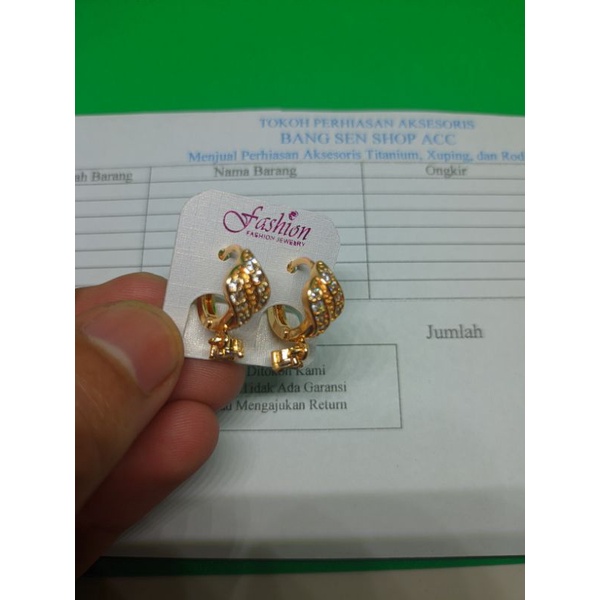anting wanita titanium asli anti luntur lapis Emas muda anting jepit gandul permata terbaru terlaris