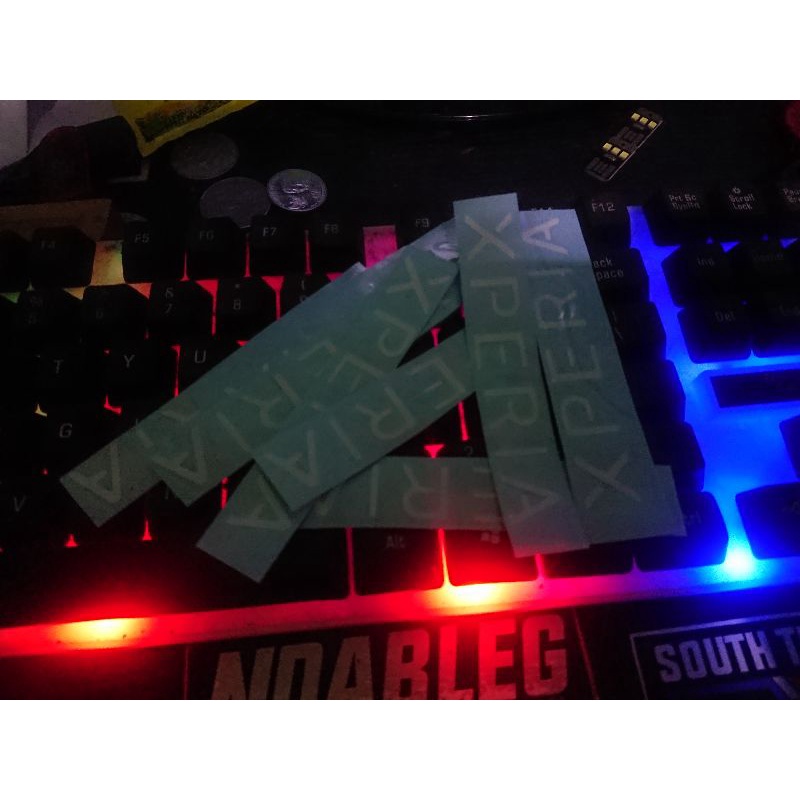 

STIKER CUTTING XPERIA